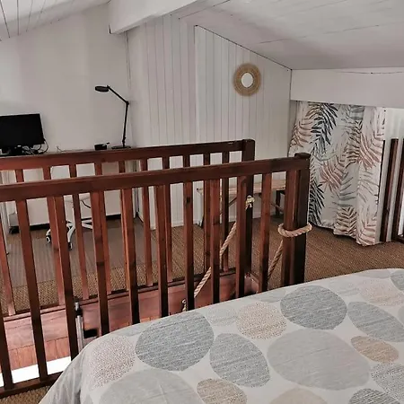 アパート Les Pins Dans L'eau カルカン